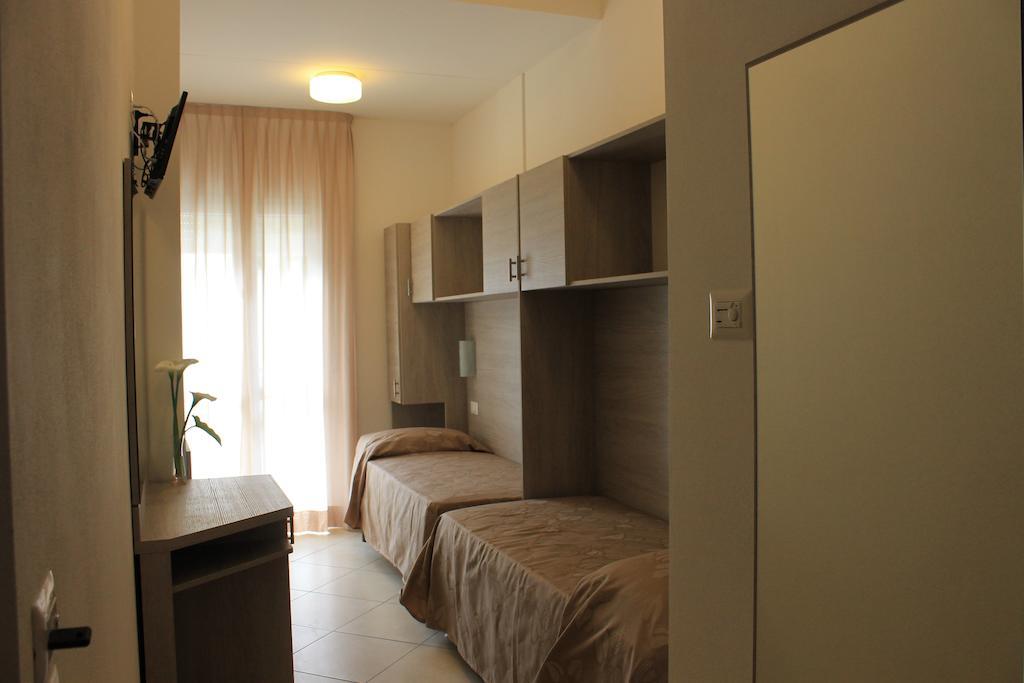 Hotel Villa Enea Cattolica Luaran gambar